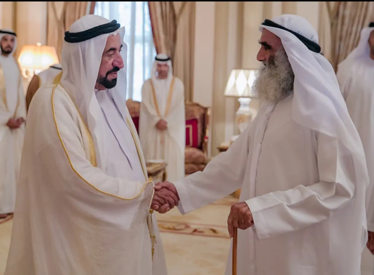 Emirati leaders greeting